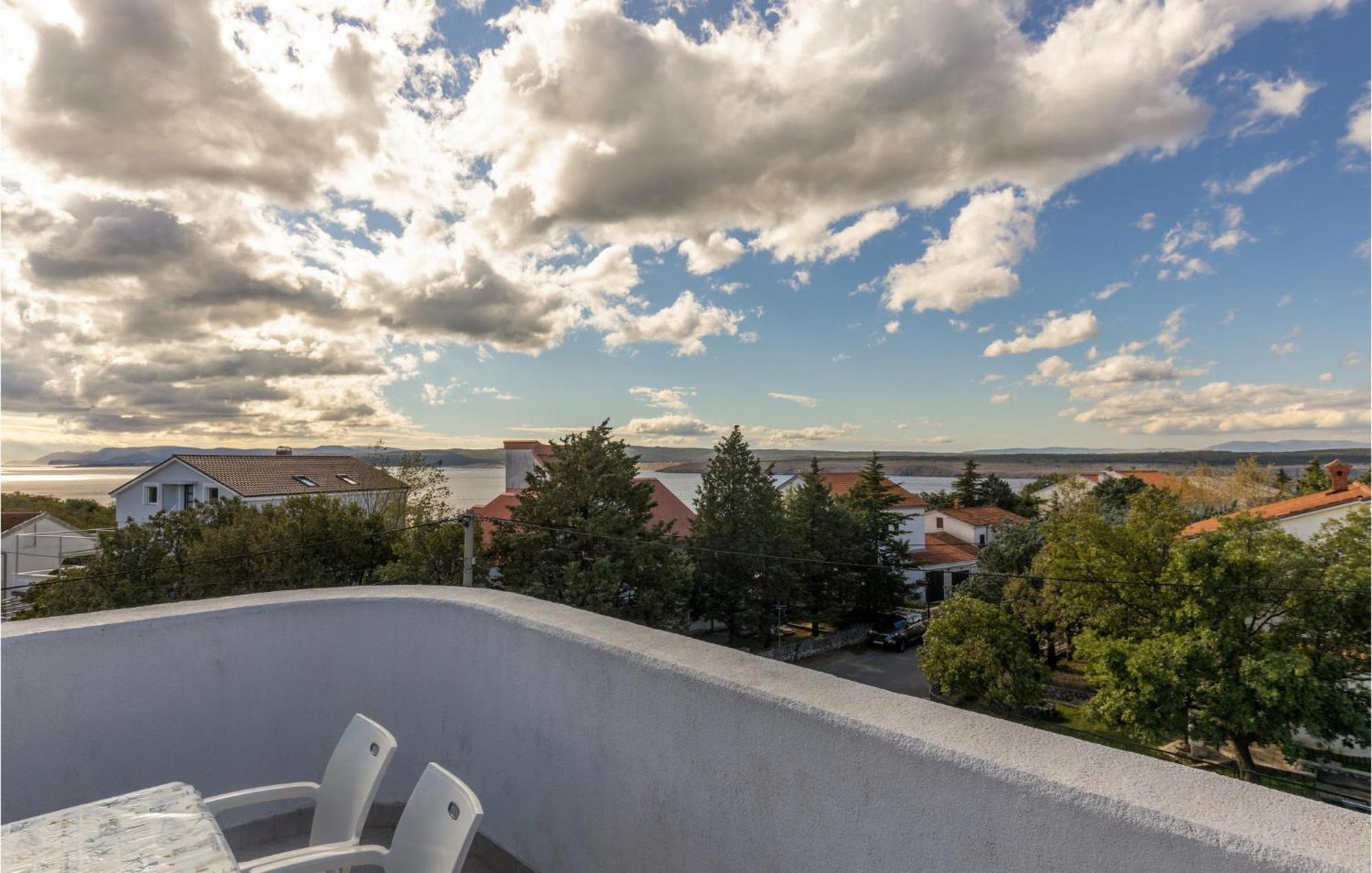 1 Bedroom Cozy Apartment In Jadranovo Eksteriør billede